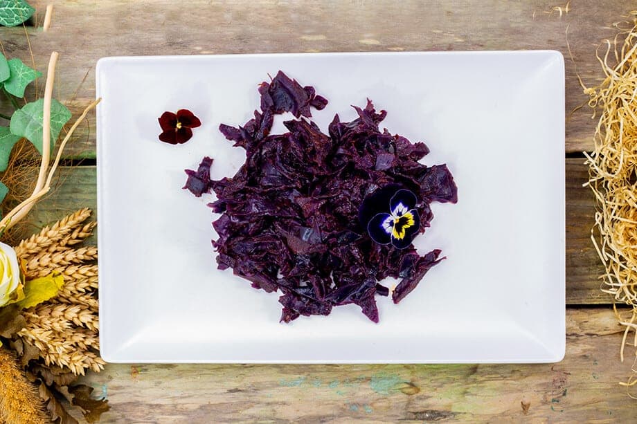 Cavolo brasato con timo e pomodori